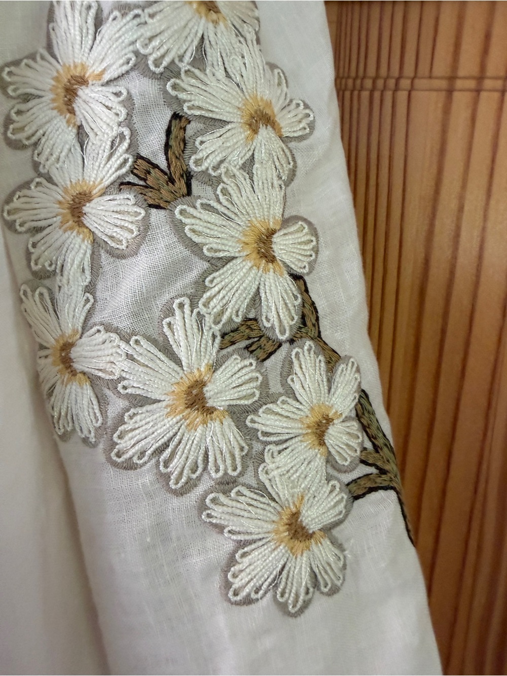 Agua by Agua Bendita White Embroidered Floral Skirt and Top set medium, NWT - Picture 7 of 11